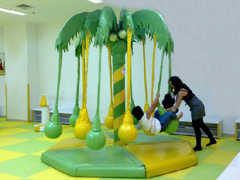 Electric coconut tree for indoor soft playground